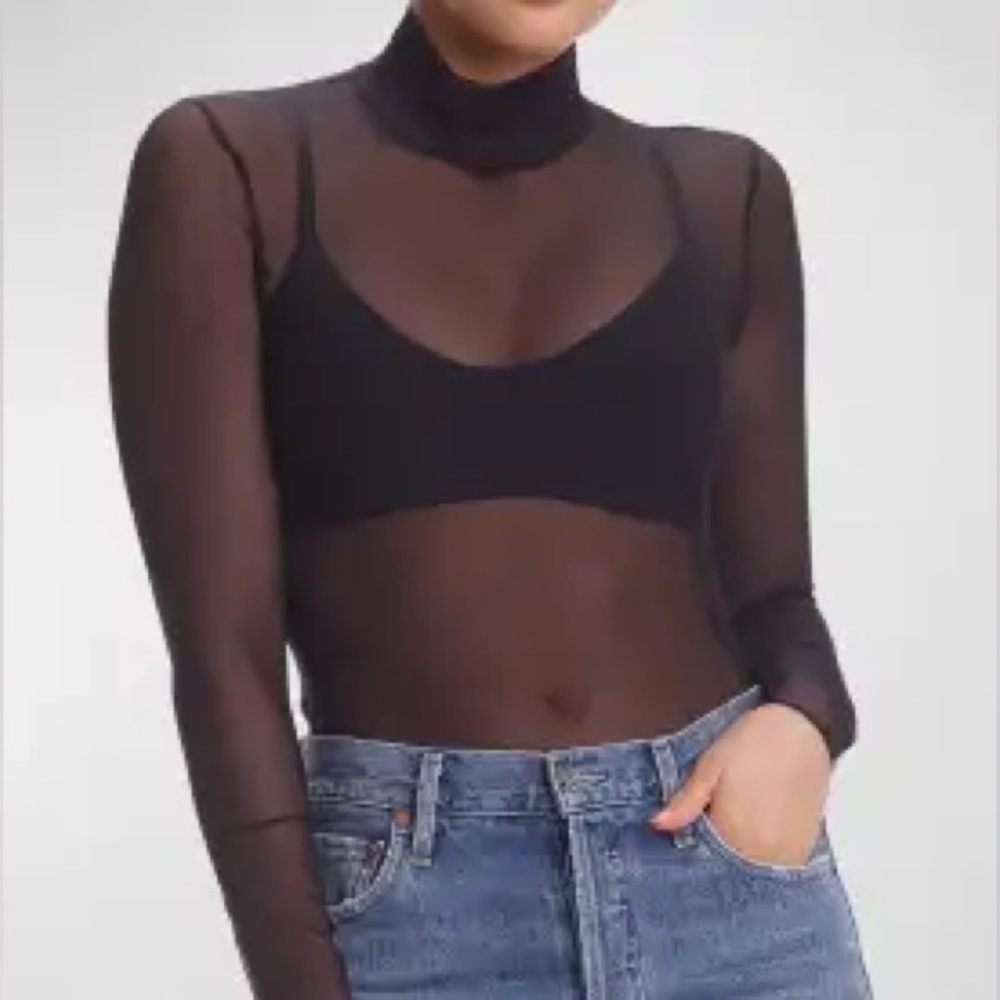 Commando by Neiman Marcus mesh turtleneck top size s/m